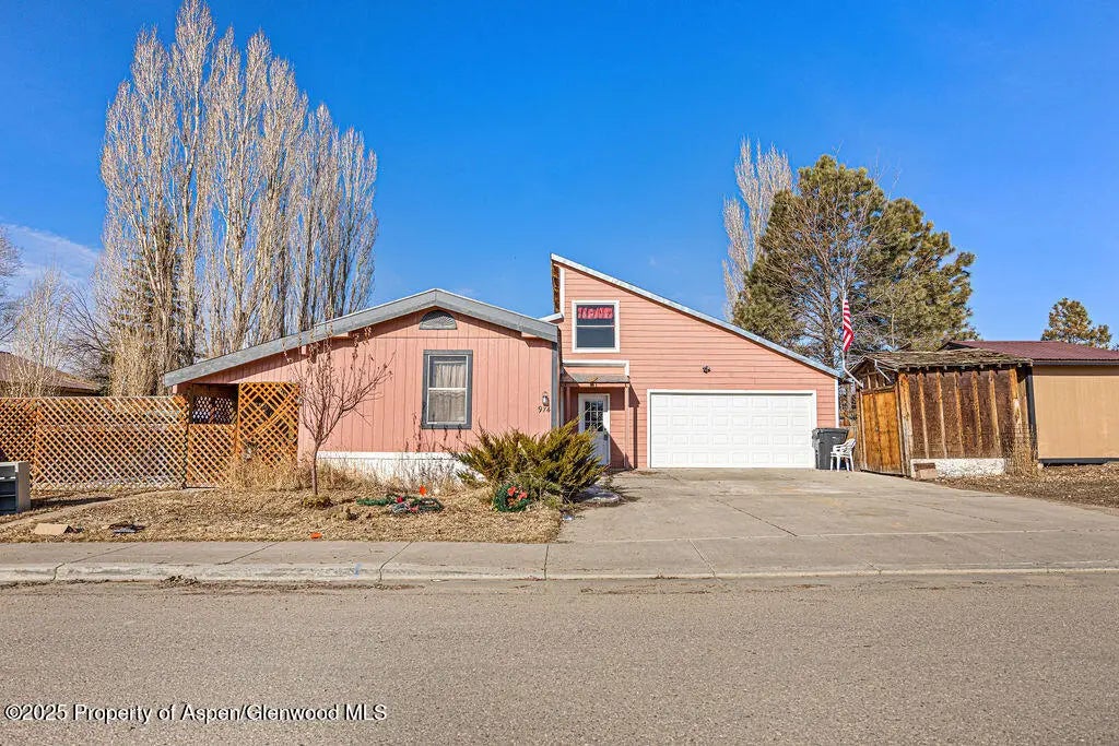 1 of 40 - 974 Aspen Avenue, Craig, CO