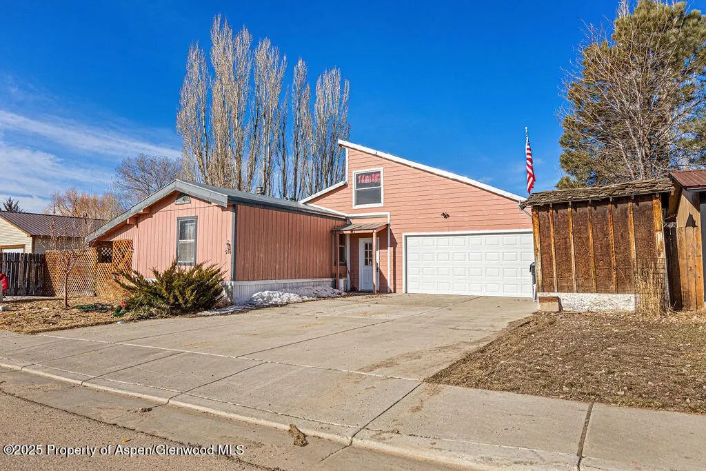 2 of 40 - 974 Aspen Avenue, Craig, CO