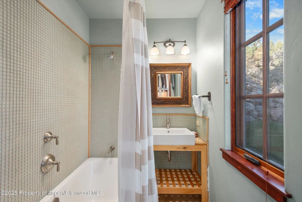 51 of 74 - 202 Ridge Road, Basalt, CO