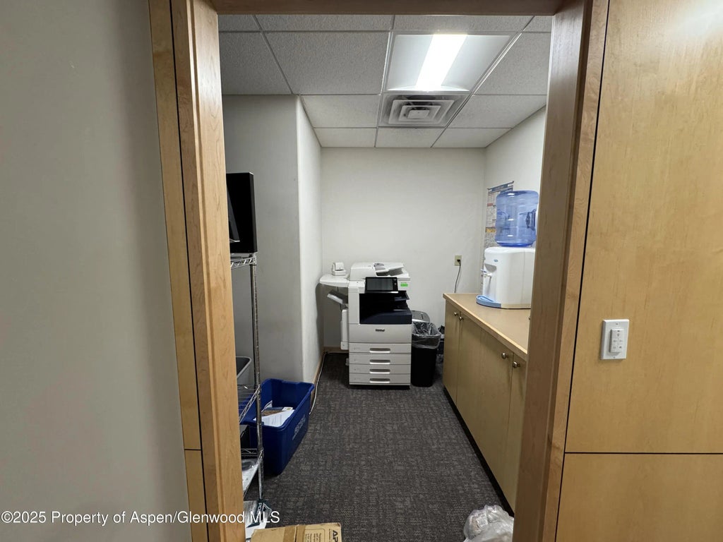 6 of 12 - 420 E Main Street 210, Aspen, CO