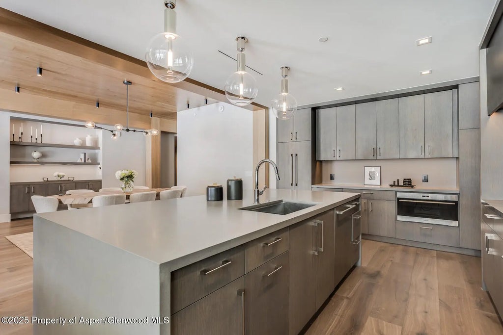 13 of 56 - 180 Wood Road 402, Snowmass Village, CO