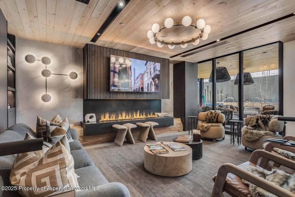 44 of 56 - 180 Wood Road 402, Snowmass Village, CO