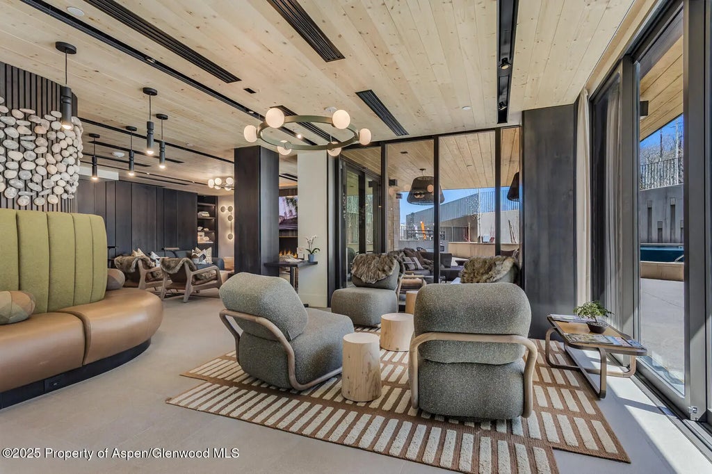 45 of 56 - 180 Wood Road 402, Snowmass Village, CO