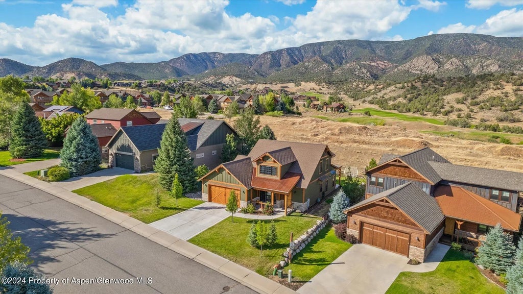2 of 29 - 276 Blackhawk Drive, New Castle, CO