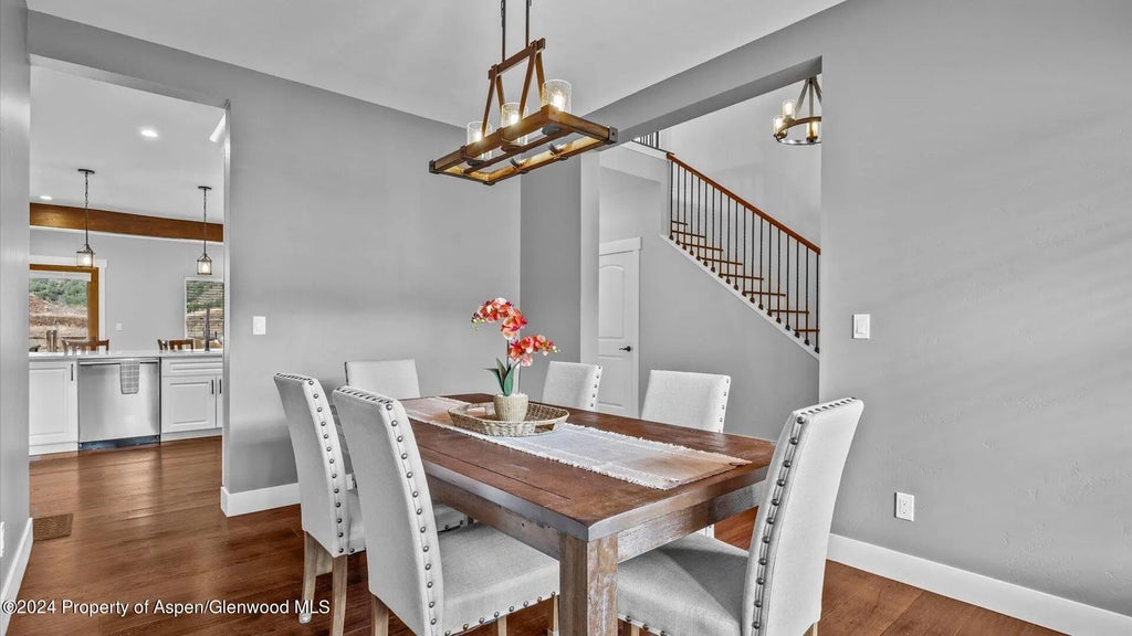 8 of 29 - 276 Blackhawk Drive, New Castle, CO