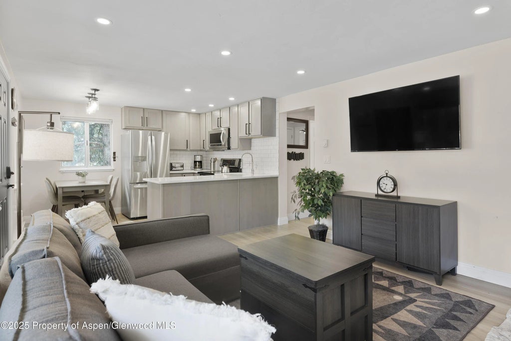 8 of 15 - 940 Waters Avenue #201, Aspen, CO