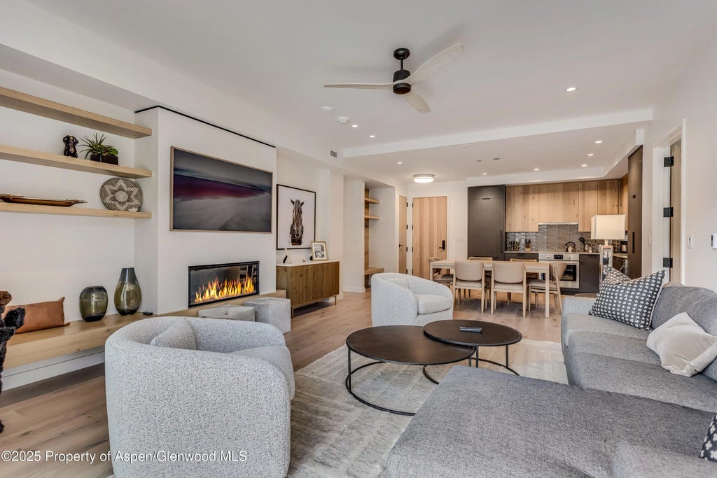 2 of 23 - 119 Wood Road 103, Snowmass Village, CO