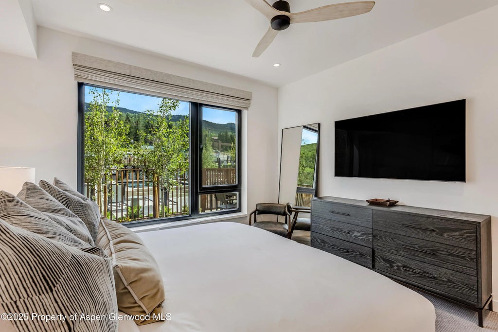 9 of 23 - 119 Wood Road 103, Snowmass Village, CO