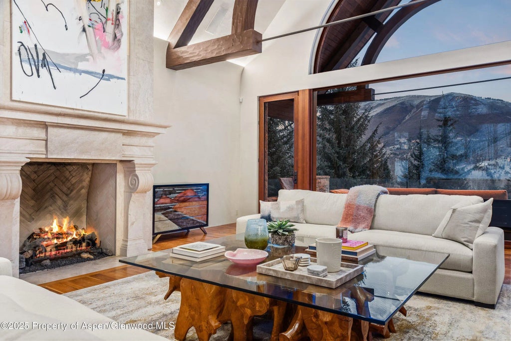 11 of 22 - 1011 Ute Avenue, Aspen, CO