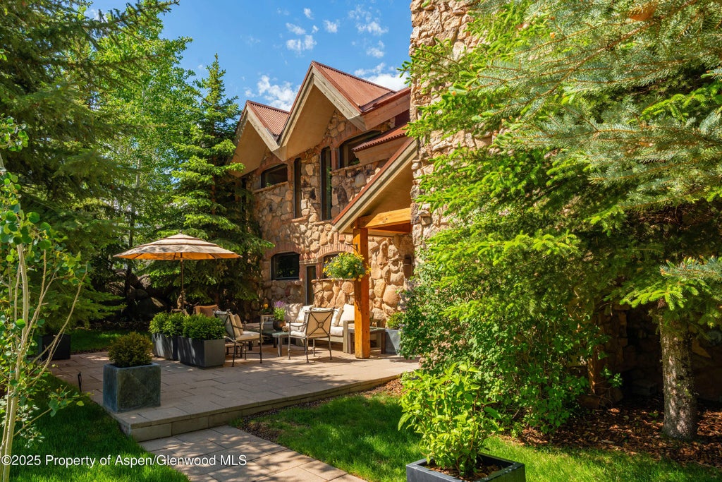 102 of 103 - 26 Bunker Loop, Aspen, CO