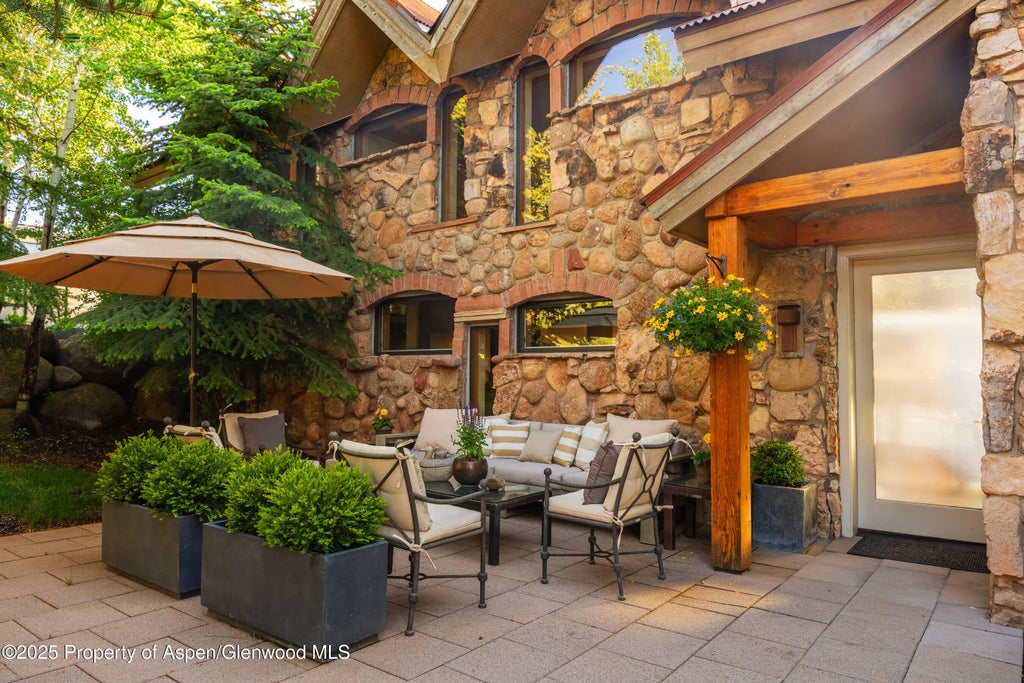 12 of 103 - 26 Bunker Loop, Aspen, CO