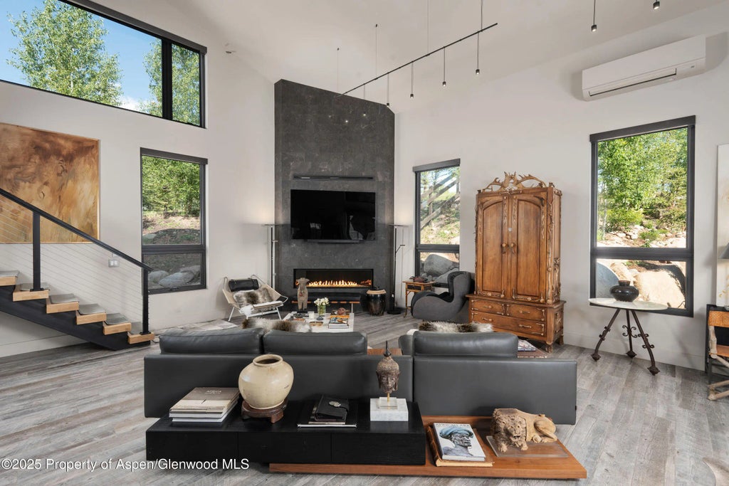28 of 103 - 26 Bunker Loop, Aspen, CO