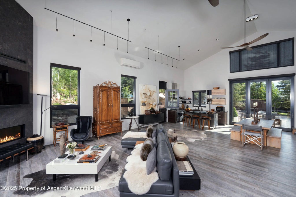 34 of 103 - 26 Bunker Loop, Aspen, CO