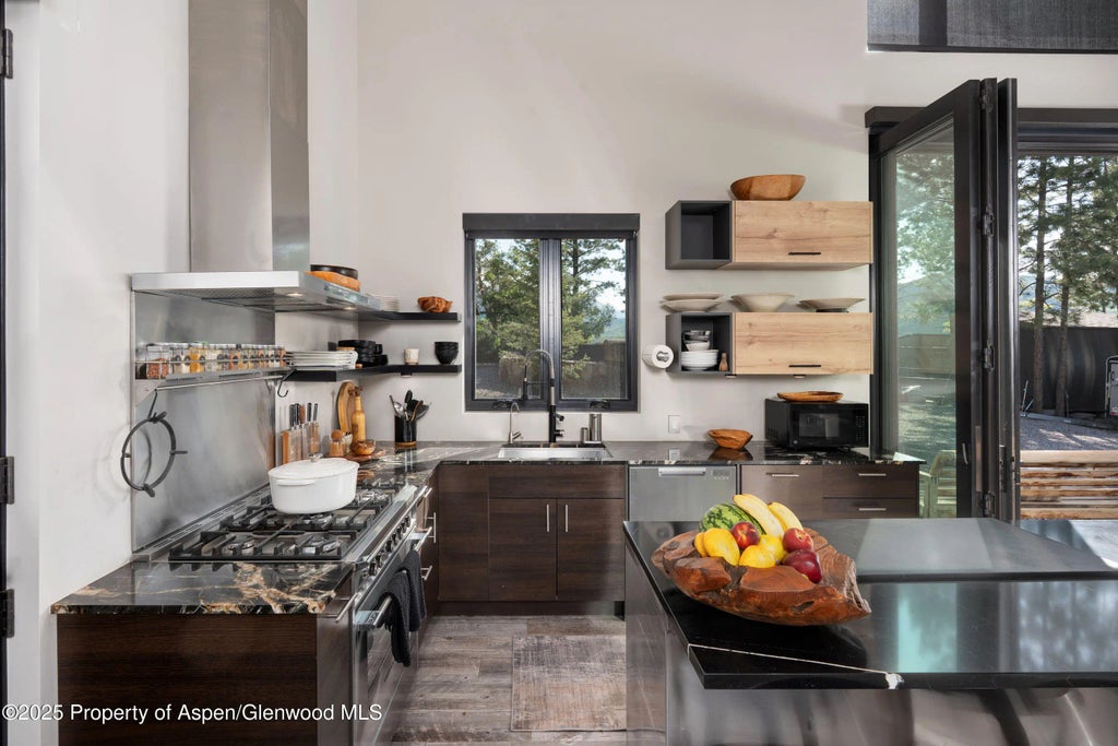 39 of 103 - 26 Bunker Loop, Aspen, CO
