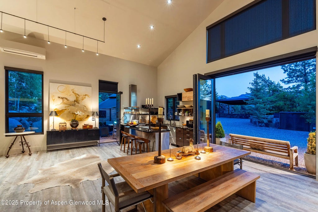 44 of 103 - 26 Bunker Loop, Aspen, CO