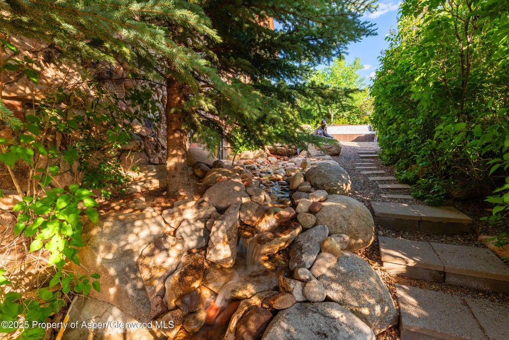 86 of 103 - 26 Bunker Loop, Aspen, CO