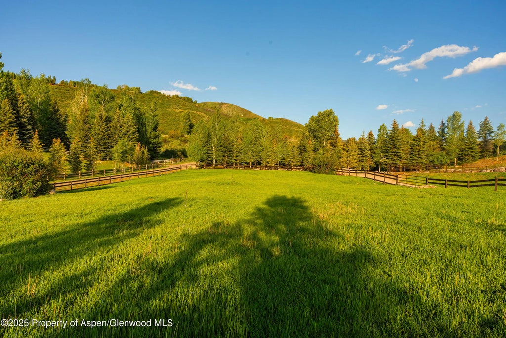 9 of 103 - 26 Bunker Loop, Aspen, CO