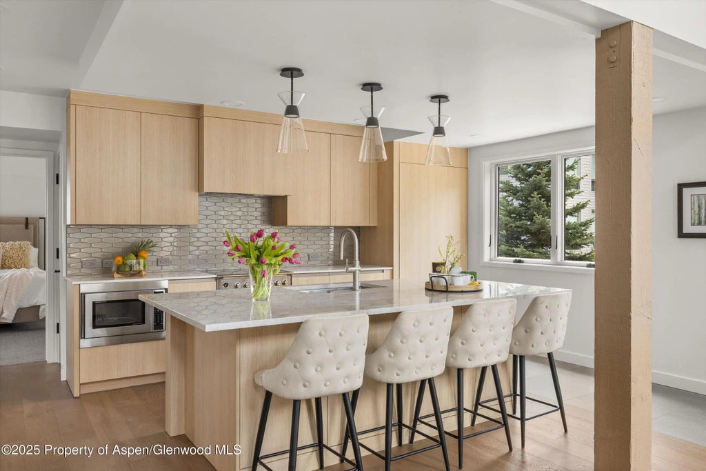 6 of 21 - 360 Wood Road Unit 501, Snowmass Village, CO