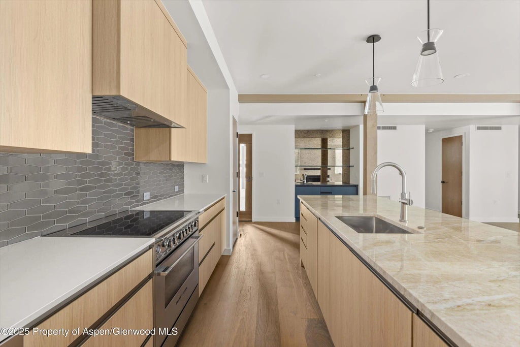 9 of 31 - 360 Wood Road Unit 502, Snowmass Village, CO