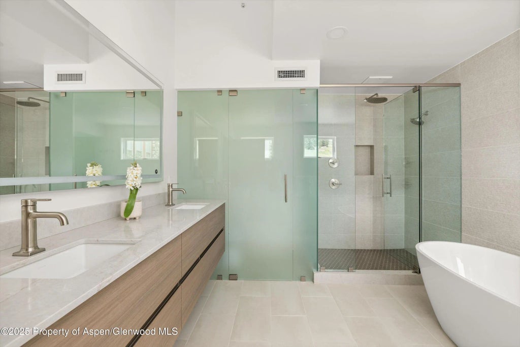 16 of 29 - 360 Wood Road Unit 504, Snowmass Village, CO