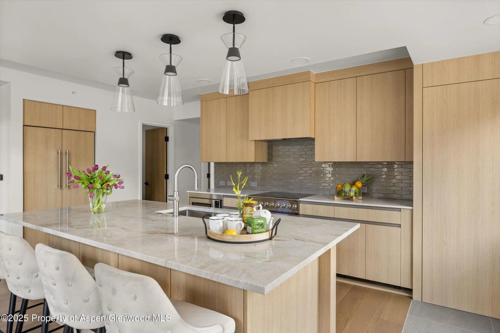 8 of 21 - 360 Wood Road Unit 504, Snowmass Village, CO
