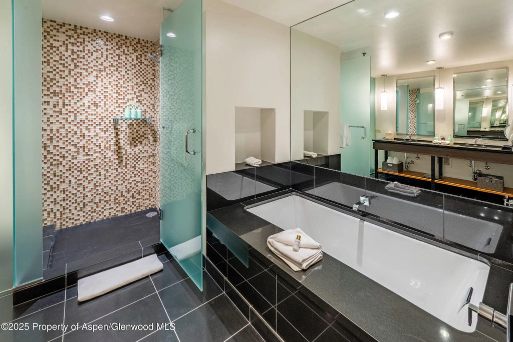 9 of 13 - 130 Wood Road 514, Snowmass Village, CO