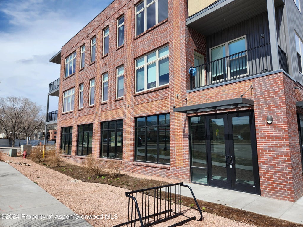 6 of 9 - 920 Co-133, Carbondale, CO