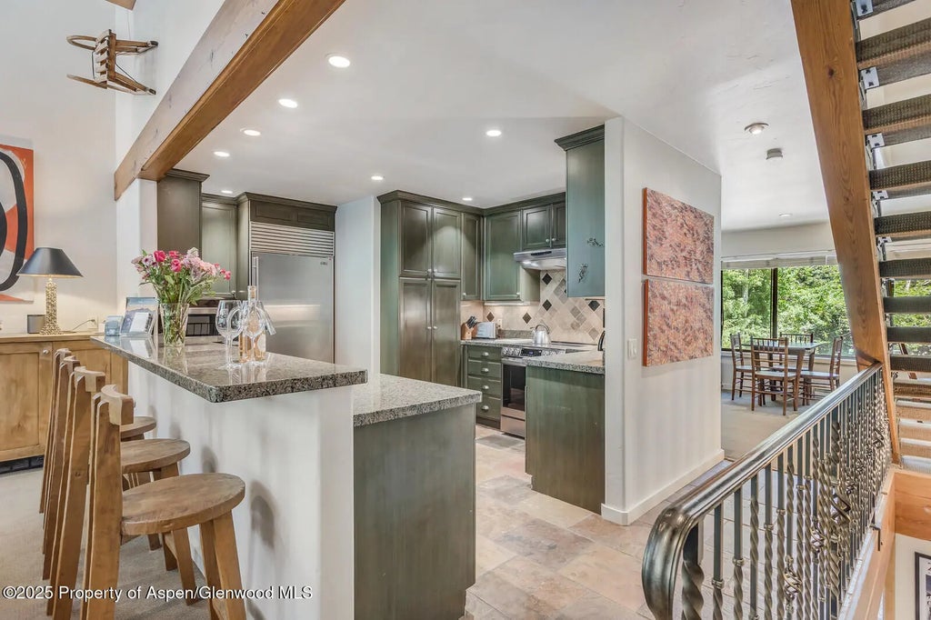12 of 64 - 851 Ute Avenue B, Aspen, CO