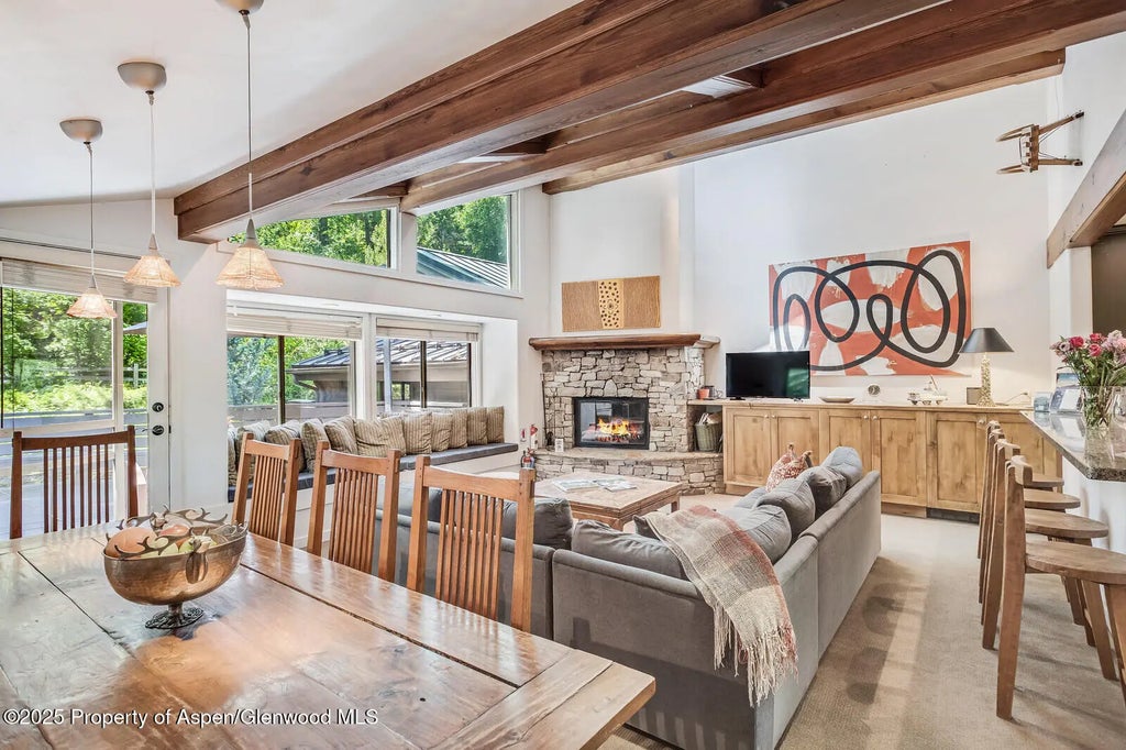 2 of 64 - 851 Ute Avenue B, Aspen, CO