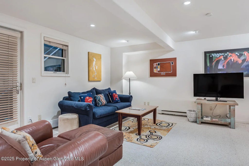 51 of 64 - 851 Ute Avenue B, Aspen, CO