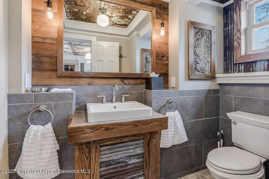 20 of 47 - 726 & 728 Blake Avenue, Glenwood Springs, CO