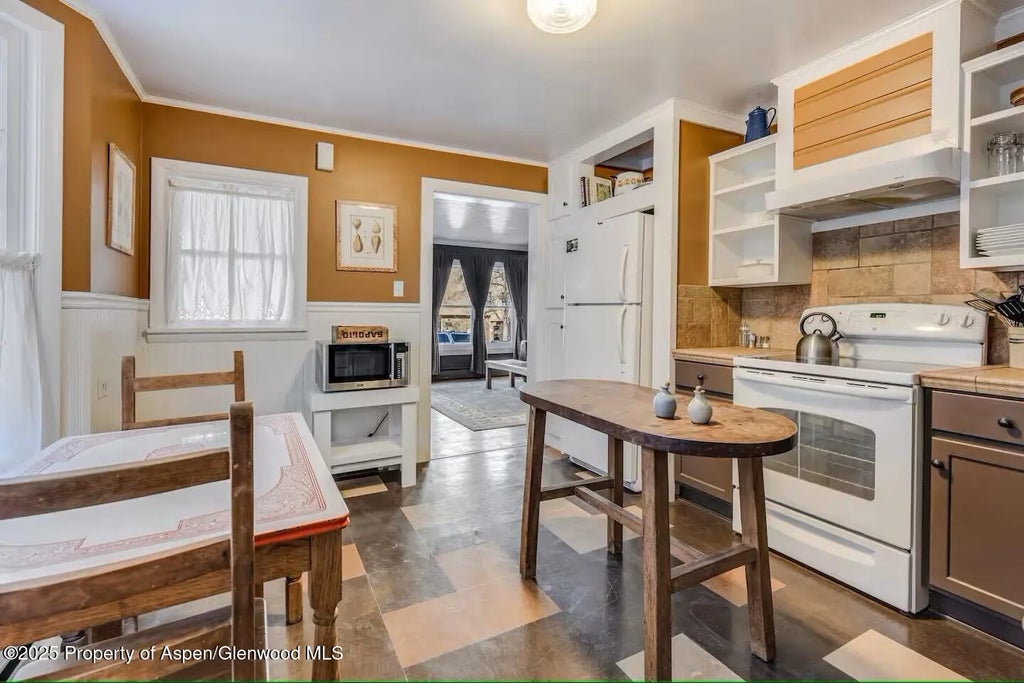 30 of 47 - 726 & 728 Blake Avenue, Glenwood Springs, CO