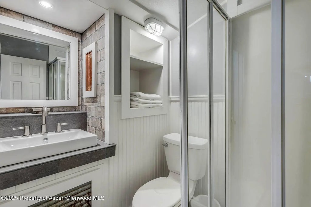 45 of 47 - 726 & 728 Blake Avenue, Glenwood Springs, CO