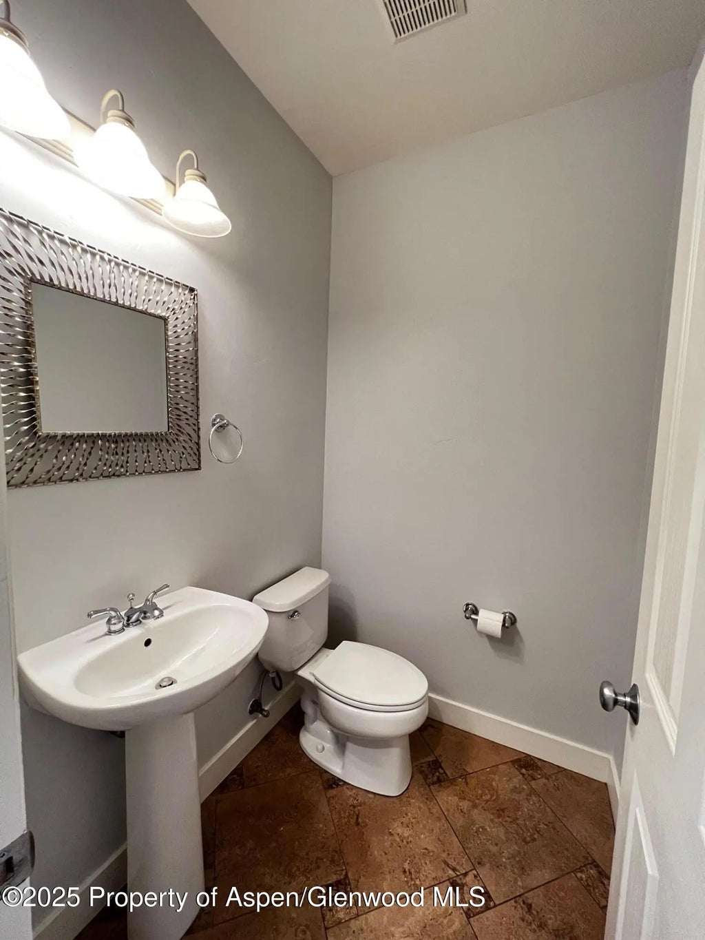 18 of 24 - 540 Evans Court, Basalt, CO