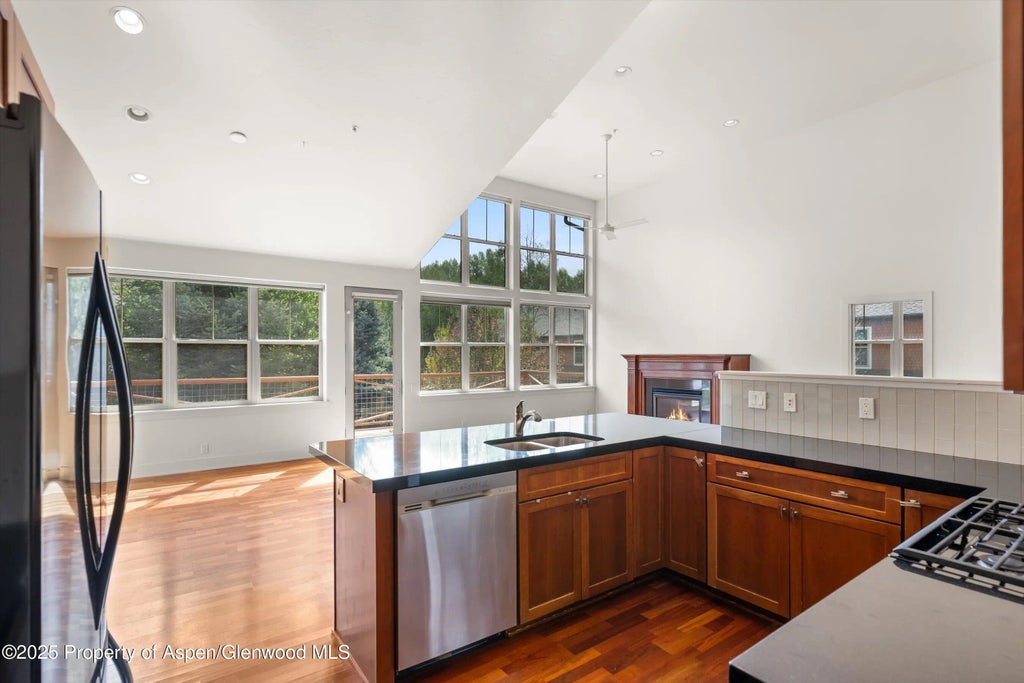 1 of 31 - 630 Evans Court, Basalt, CO
