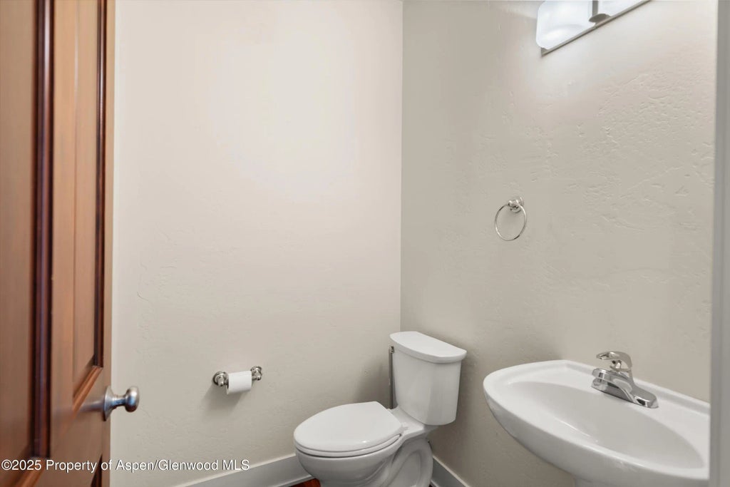 24 of 31 - 630 Evans Court, Basalt, CO