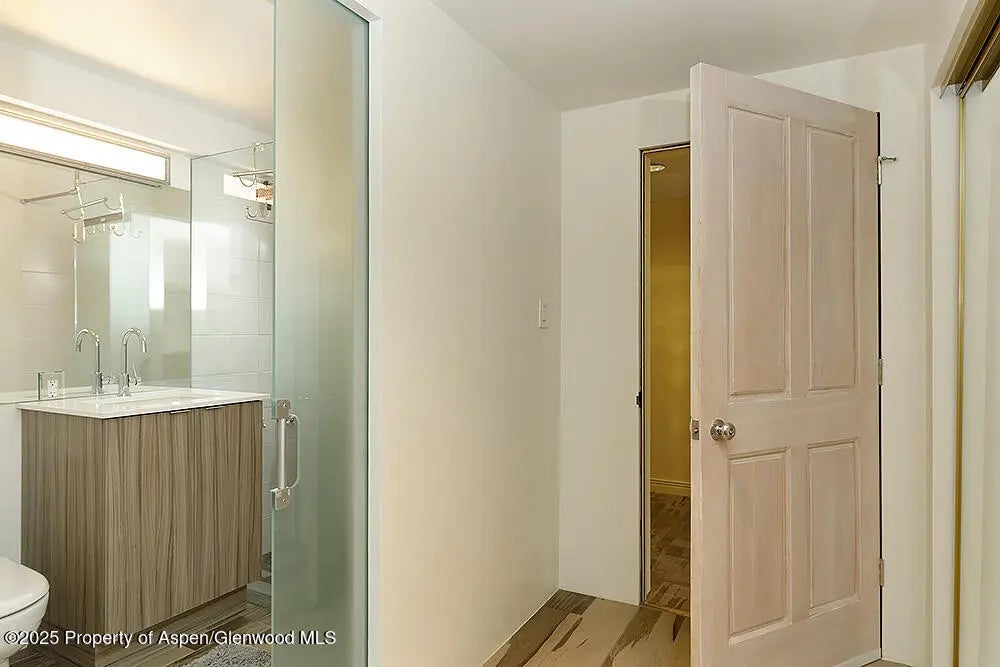 7 of 10 - 119 E Cooper Avenue 27, Aspen, CO