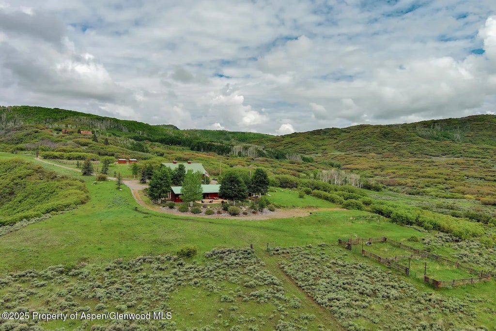5 of 37 - 22000 P77 Rd Road, Cimarron, CO