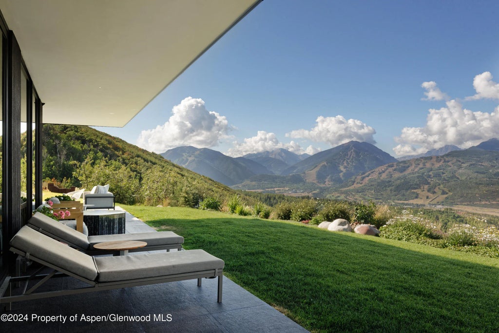 11 of 67 - 542 Carroll Drive, Aspen, CO