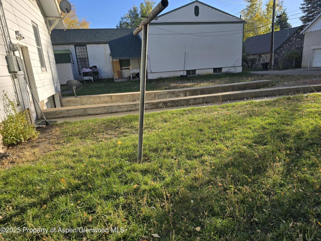 4 of 22 - 720 Barclay Street, Craig, CO