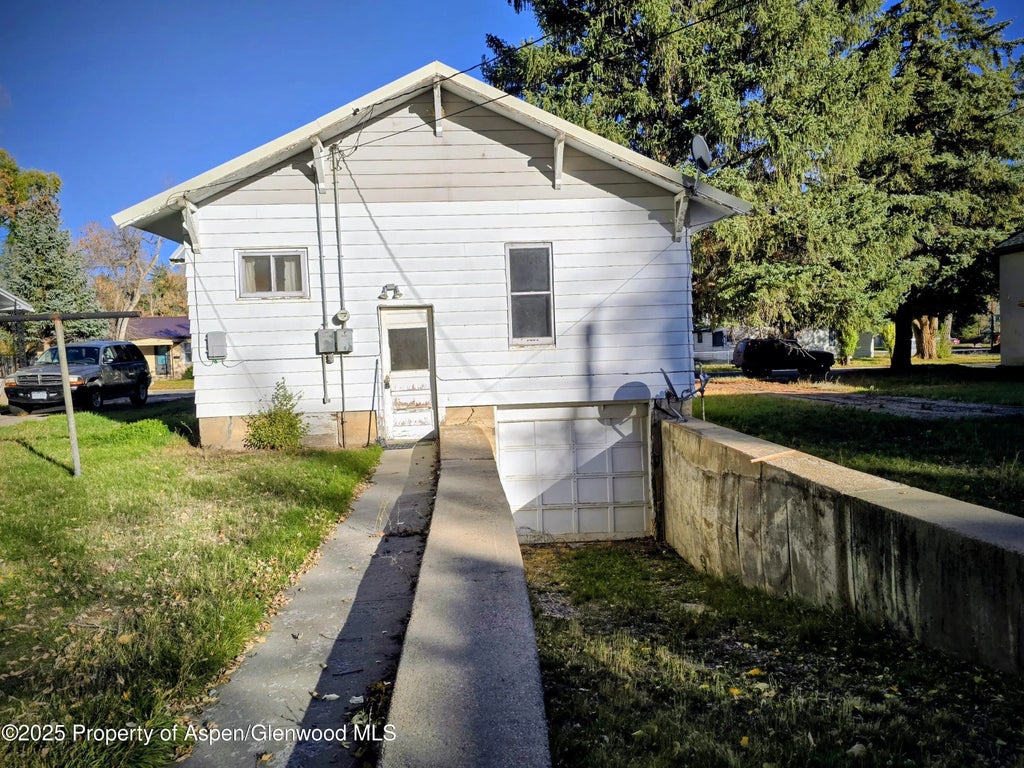5 of 22 - 720 Barclay Street, Craig, CO