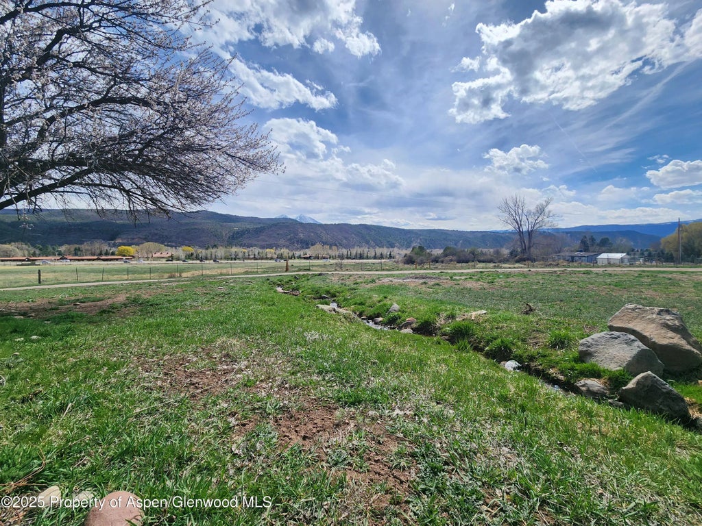 6 of 18 - 3659 Co Rd 100, Carbondale, CO