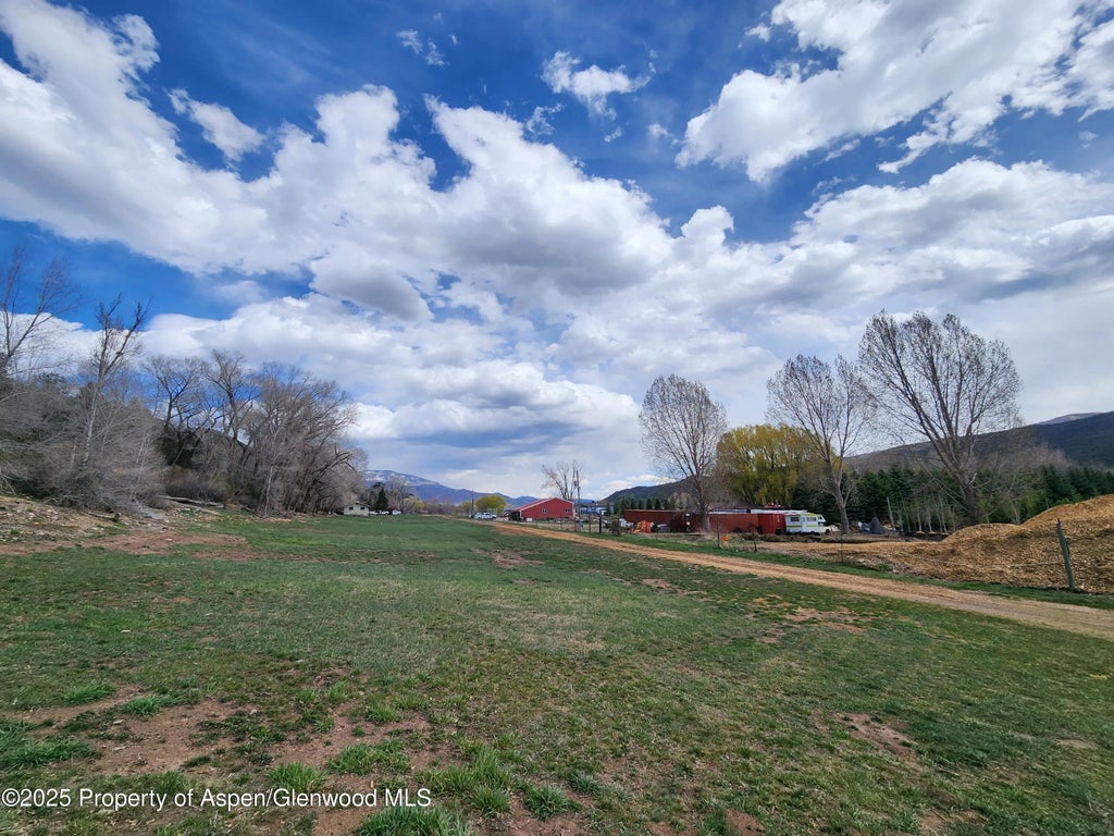 9 of 18 - 3659 Co Rd 100, Carbondale, CO
