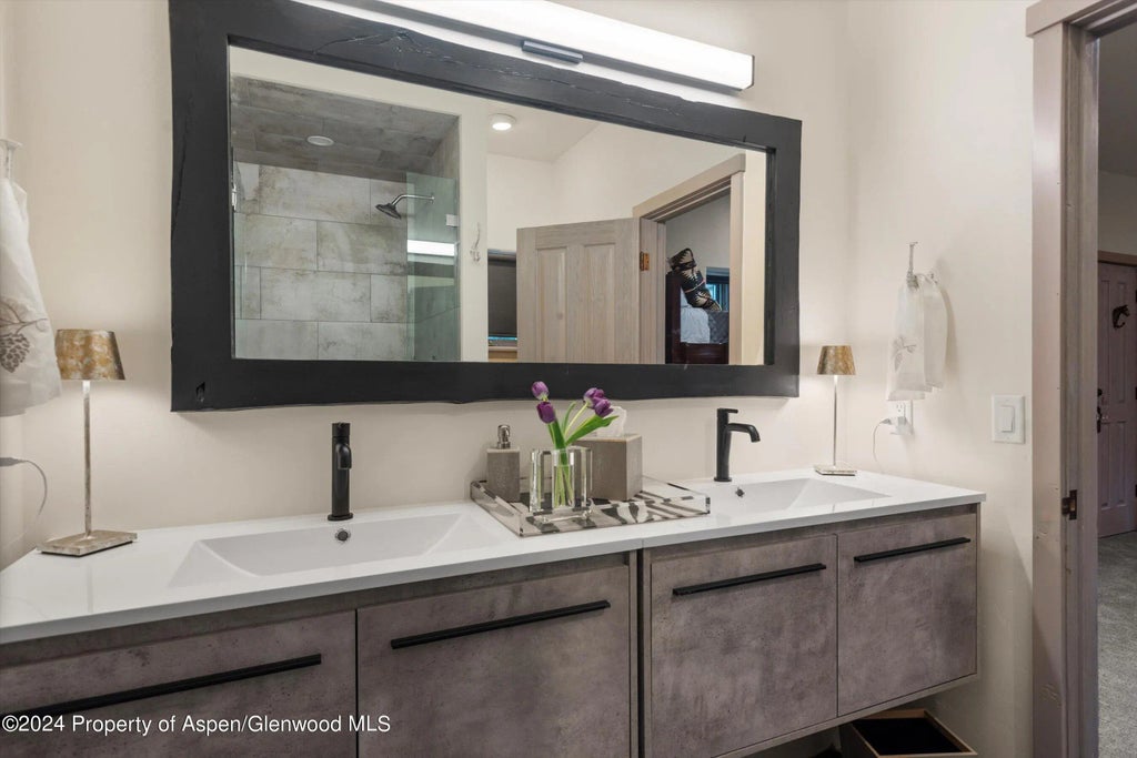 21 of 39 - 188 Branding Lane, Snowmass Village, CO