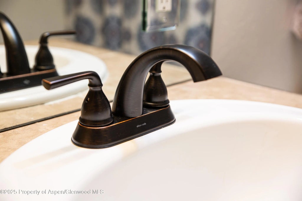 17 of 23 - 1468 W Main Street, Carbondale, CO