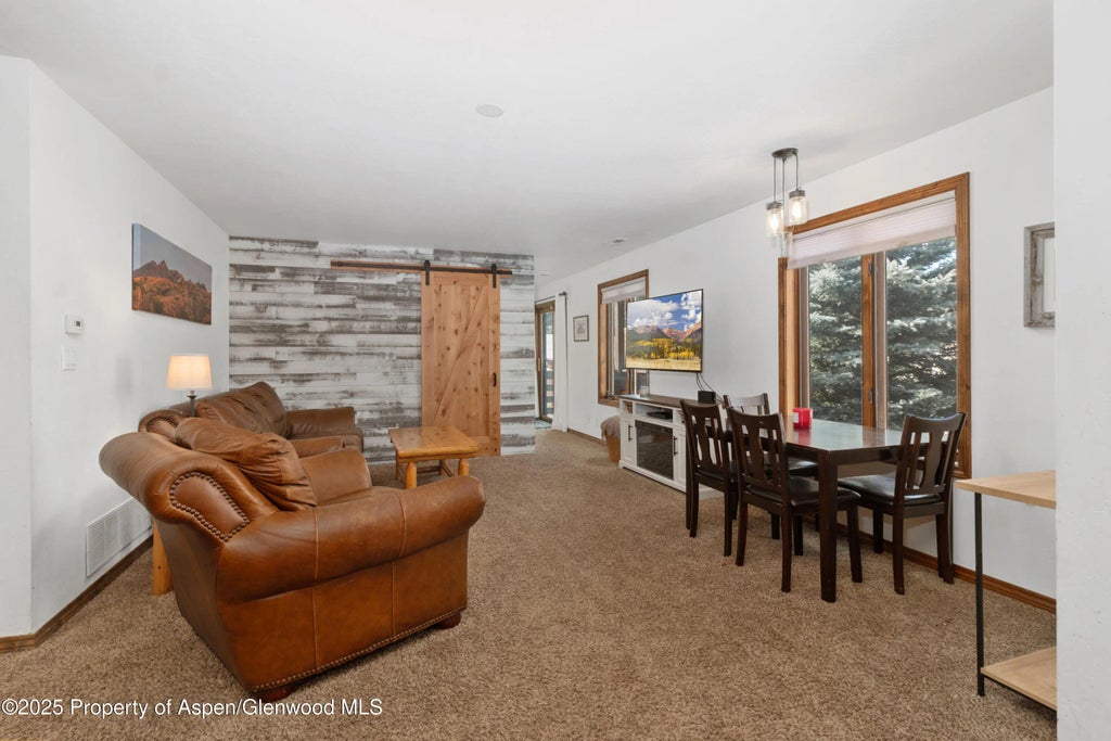 7 of 23 - 1468 W Main Street, Carbondale, CO