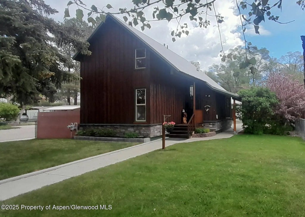 1 of 40 - 595 Colorado Street, Craig, CO