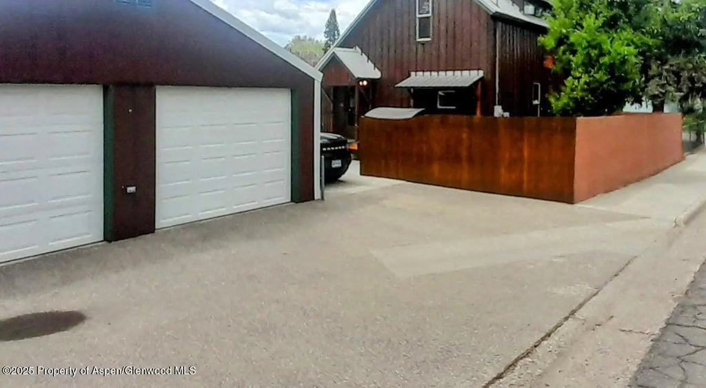 2 of 40 - 595 Colorado Street, Craig, CO