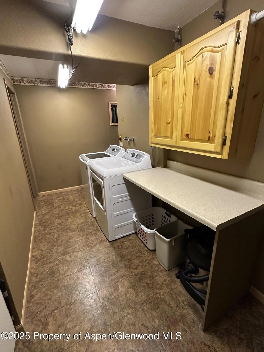 31 of 40 - 595 Colorado Street, Craig, CO