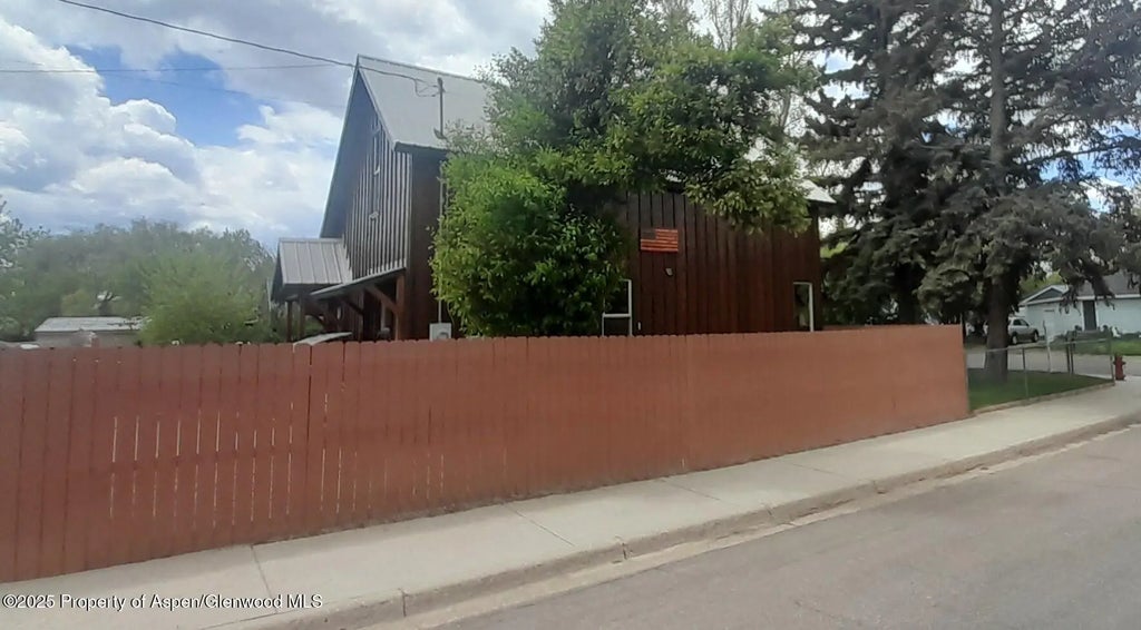 38 of 40 - 595 Colorado Street, Craig, CO